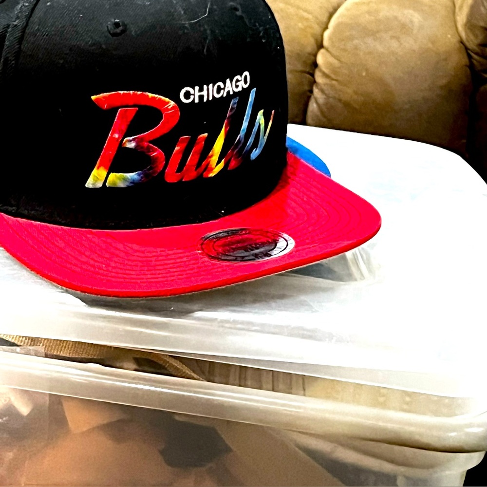 Chicago Bulls Cap with Red Brim